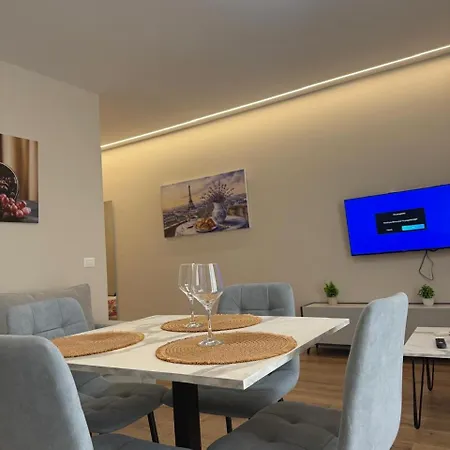Aparthotel Almare *