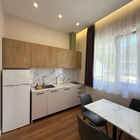 Almare 4* Golem (Tirana)